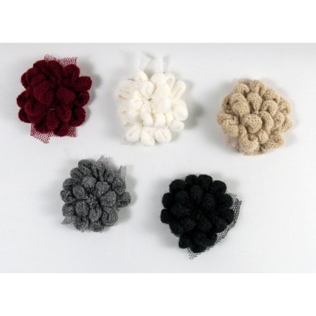 Πλεκτό λουλούδι