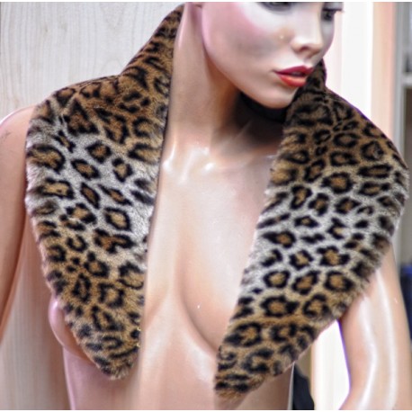 Γιακάς Λεοπάρ